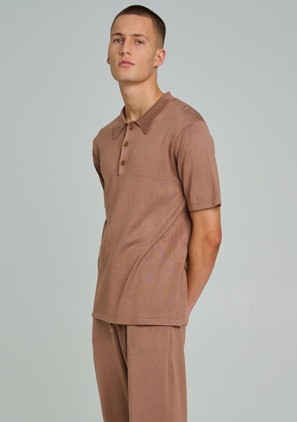 Look18_266920_C_Lo.jpg