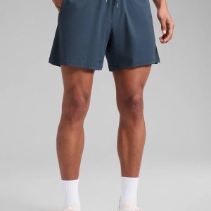 Lightweight Stretchy Athletic Workout Shorts with Zipper Pocket 5''